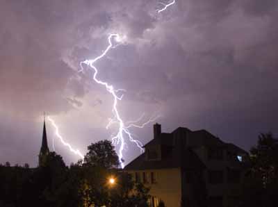 ommergewitter von Ron Zschoche