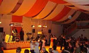 Der Wilsdruffer Neujahrsball des Tanzteames in der "Schiene"