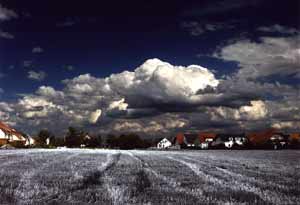 Auftürmen von Wolken